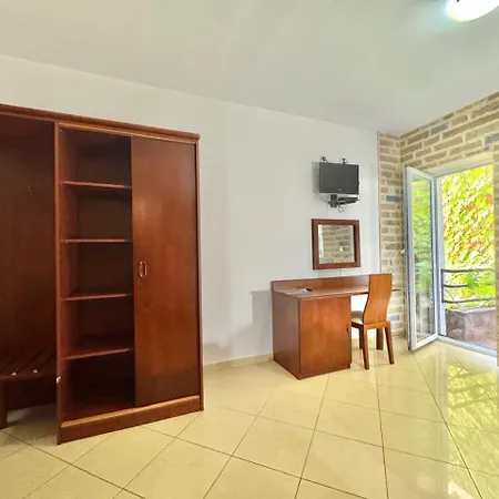 Lägenhet Contessa Budva