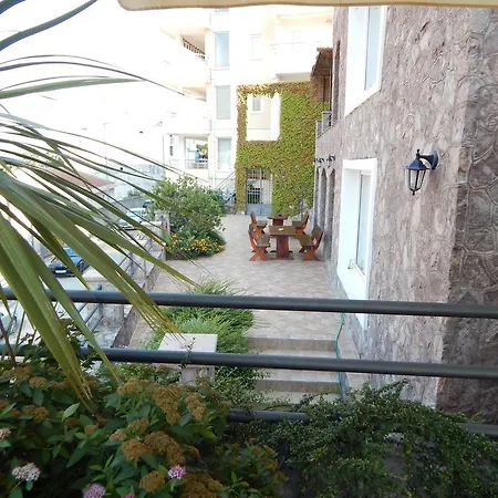 Lägenhet Contessa Budva